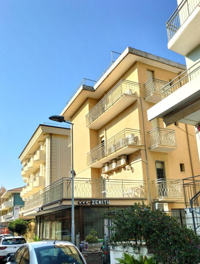 Hotel Zenith Rimini Dış mekan fotoğraf