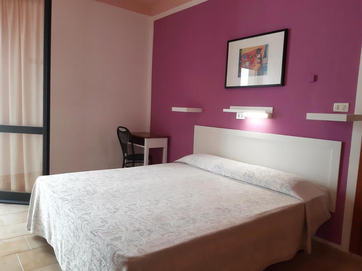 Hotel Zenith Rimini Dış mekan fotoğraf