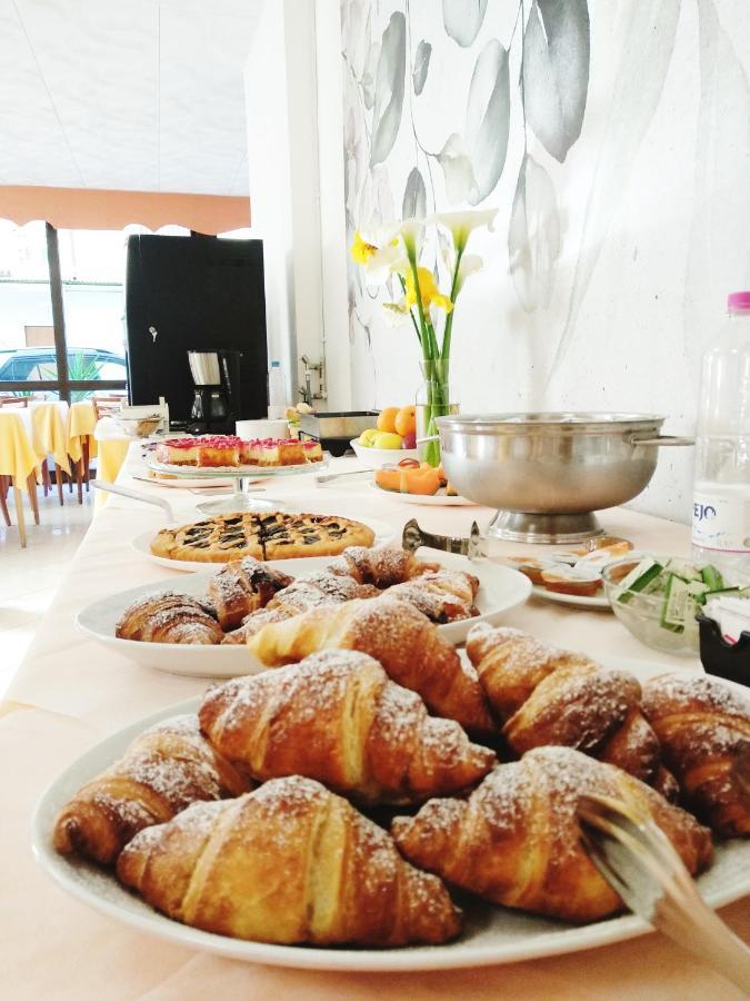 Hotel Zenith Rimini Dış mekan fotoğraf